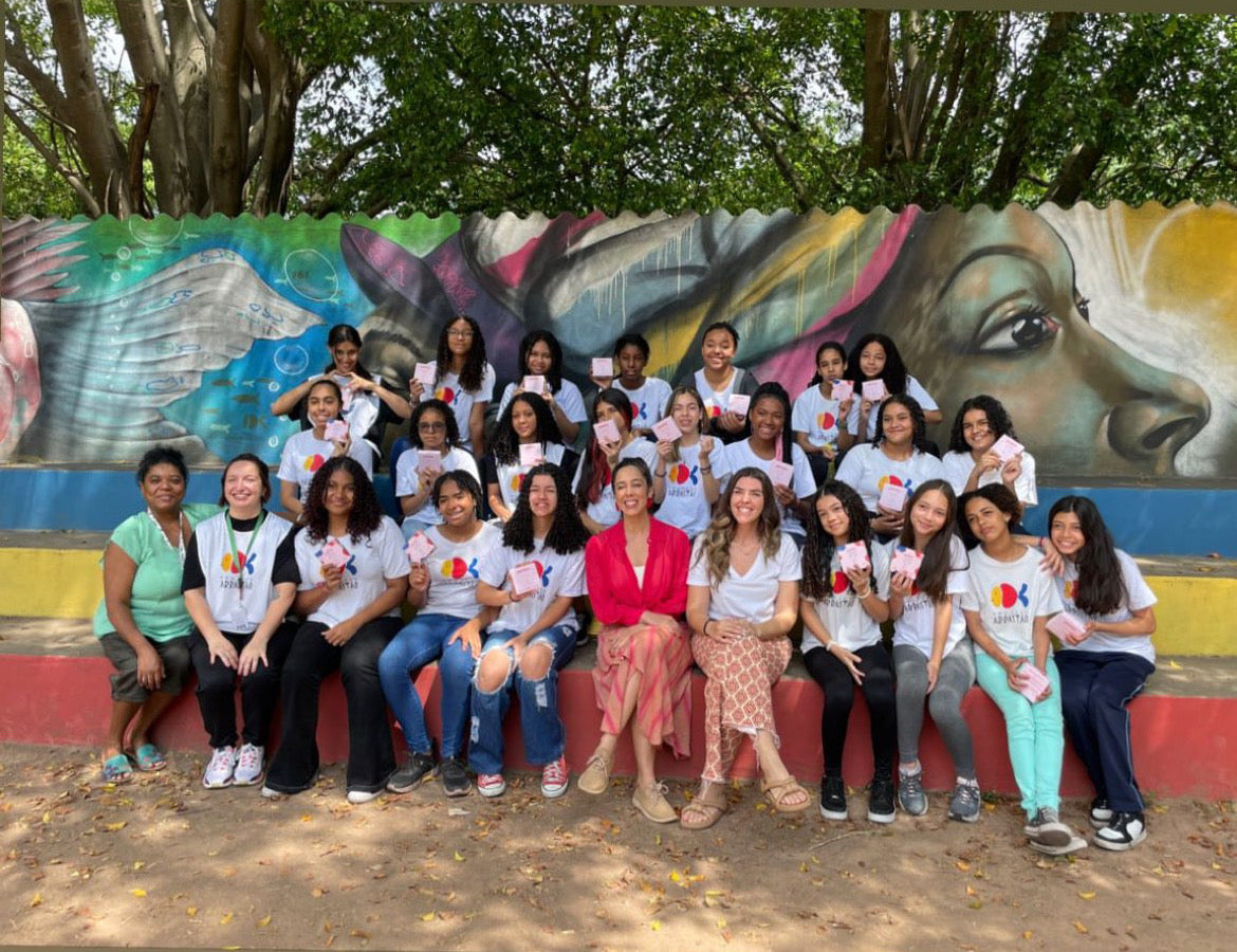 Doação Projeto Arrastão - Meninas em idade escolar